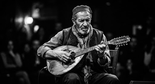 Portrait du chanteur et poète Aït Menguellet